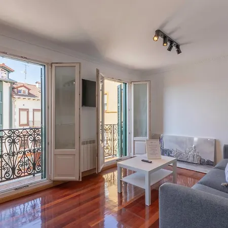 Appartement Plazuela Sta Catalina I En Con Parking By Kabia Gestion *