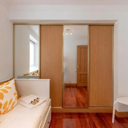 Plazuela Sta Catalina I En Con Parking By Kabia Gestion Appartement
